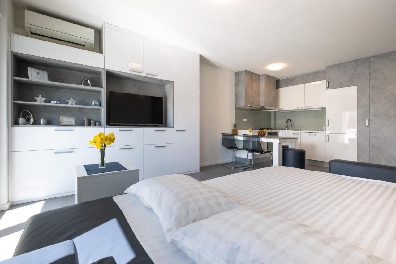 Apartment Zagreb, 0-24, Self Service Check-In, Free Parking Ngoại thất bức ảnh