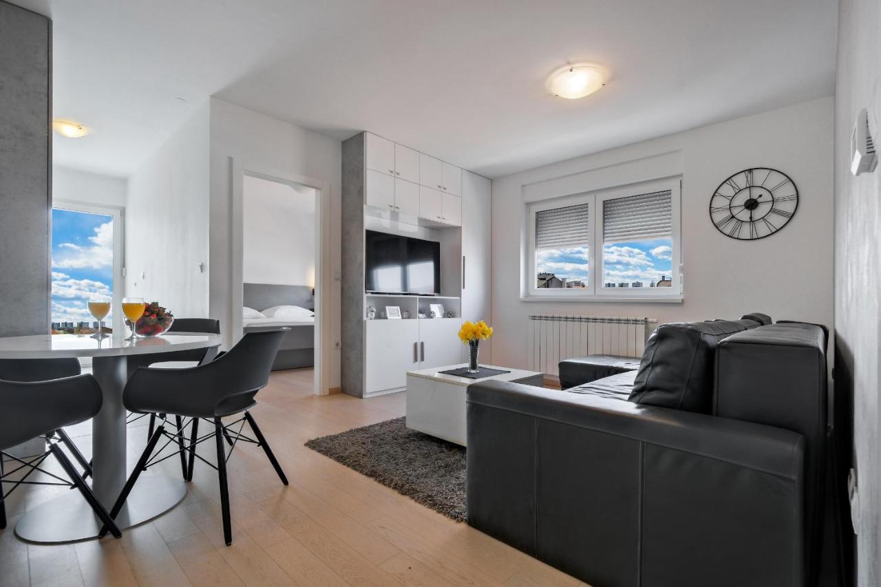 Apartment Zagreb, 0-24, Self Service Check-In, Free Parking Ngoại thất bức ảnh