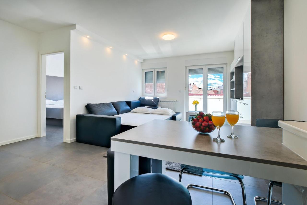 Apartment Zagreb, 0-24, Self Service Check-In, Free Parking Ngoại thất bức ảnh