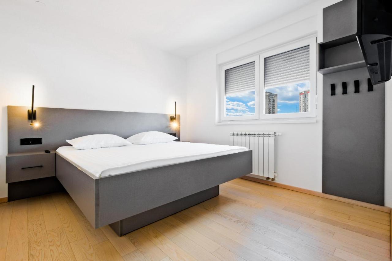 Apartment Zagreb, 0-24, Self Service Check-In, Free Parking Ngoại thất bức ảnh