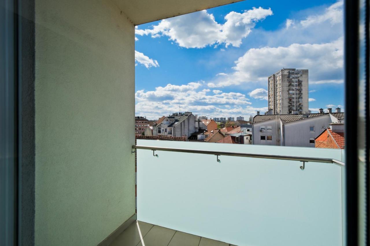 Apartment Zagreb, 0-24, Self Service Check-In, Free Parking Ngoại thất bức ảnh