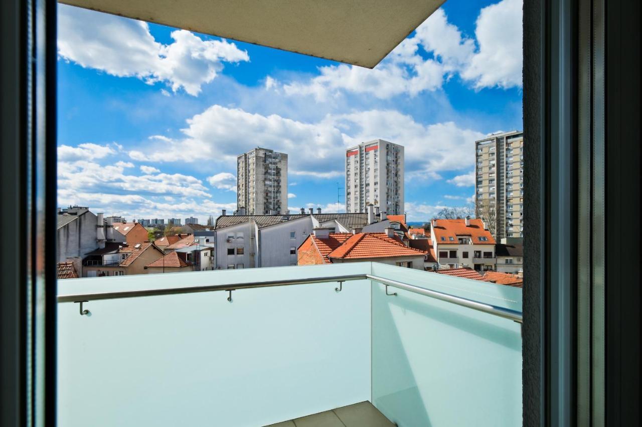 Apartment Zagreb, 0-24, Self Service Check-In, Free Parking Ngoại thất bức ảnh